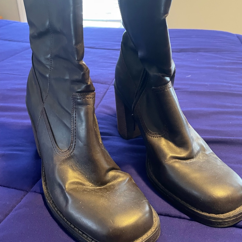 Skechers boots